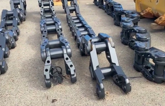 Komatsu PC2000 Track Chain Komatsu PC2000 Track Chain
